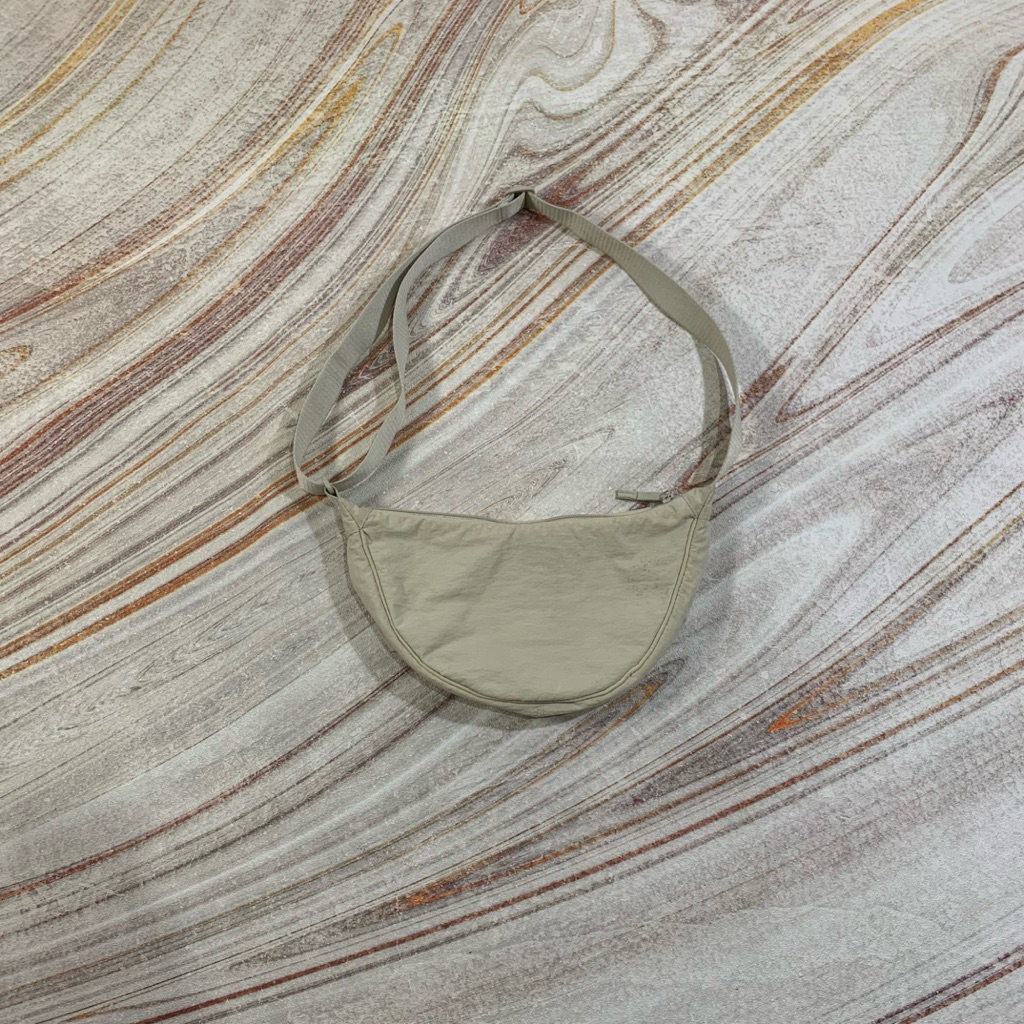 Sling Bag Uniqlo