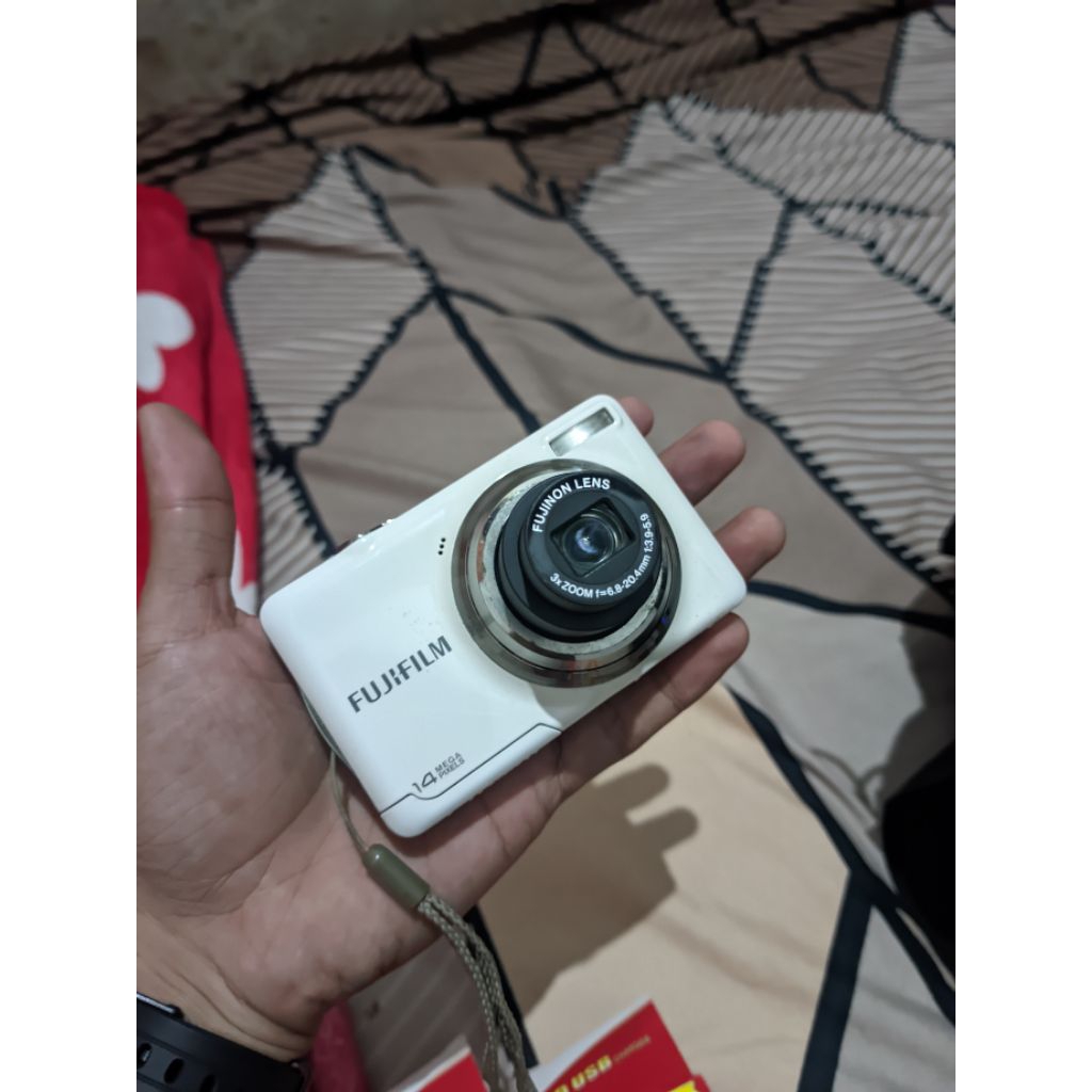 Digicam Fujifilm JV300