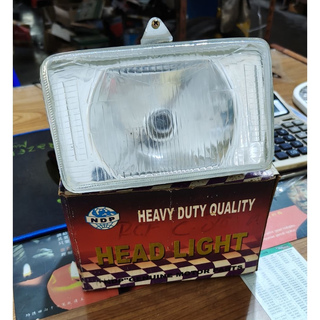 Lampu Depan C-800