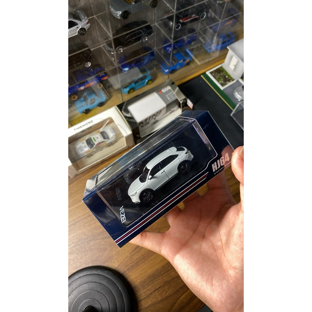 Hobby Japan 64 Honda HRV