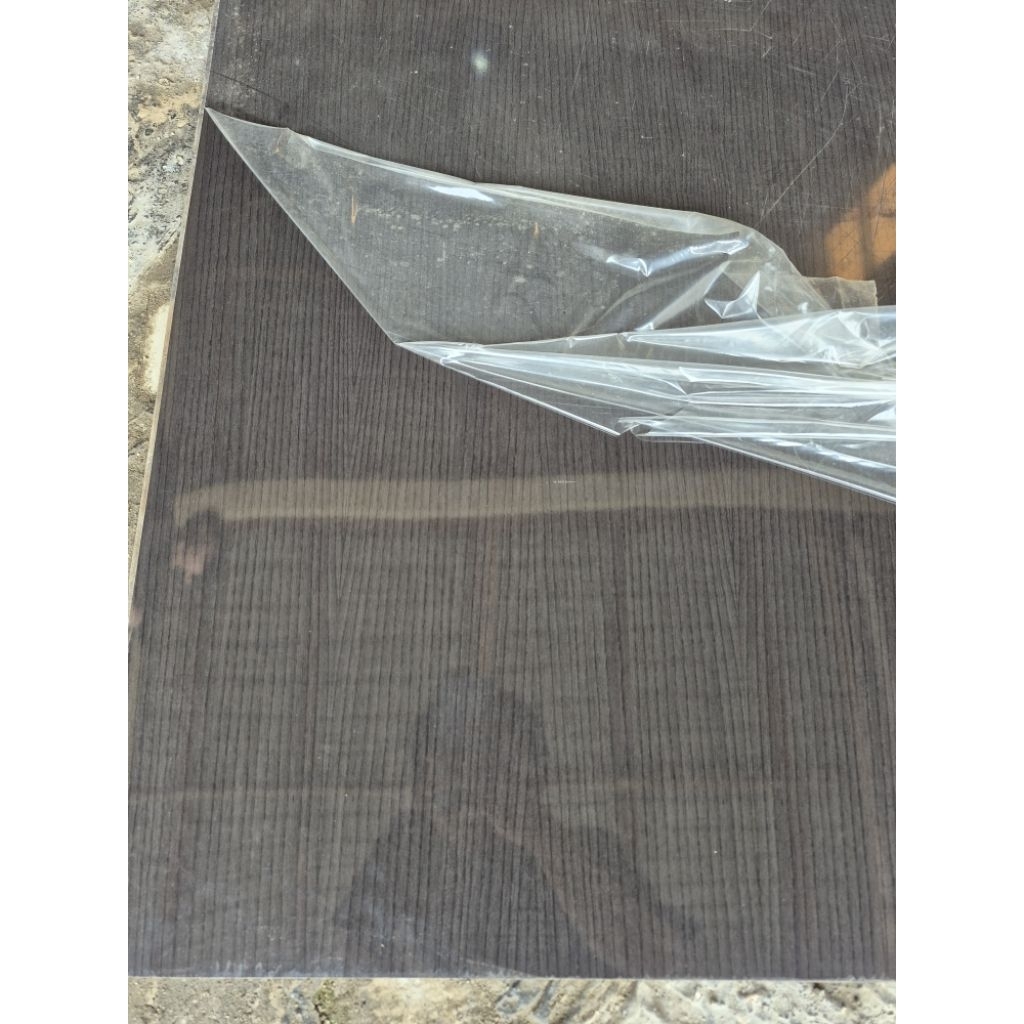 Hpl Hitam serat kayu ukuran 122x244 packing pallet