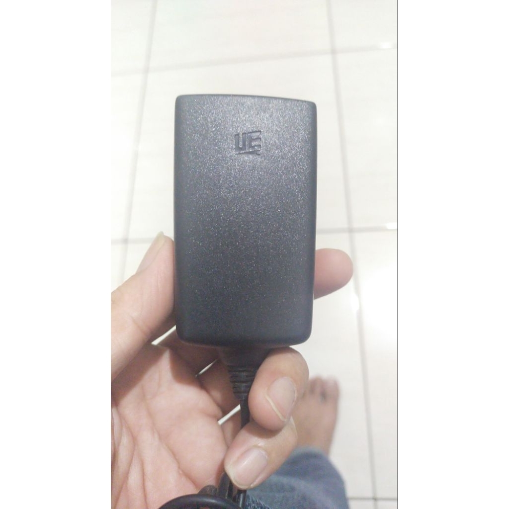 charger original Spectra 9 plus 12V 2.0 A