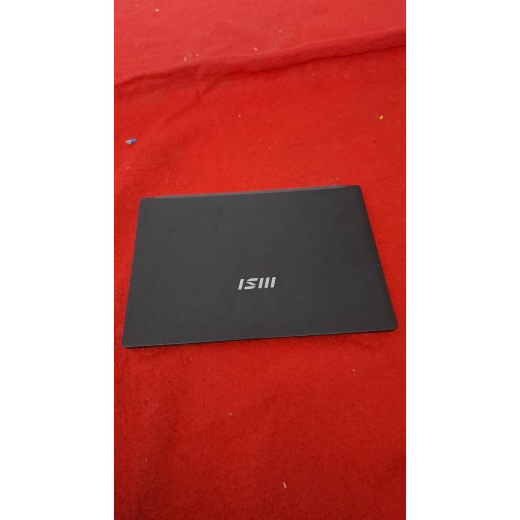 Laptop MSI Modern 14