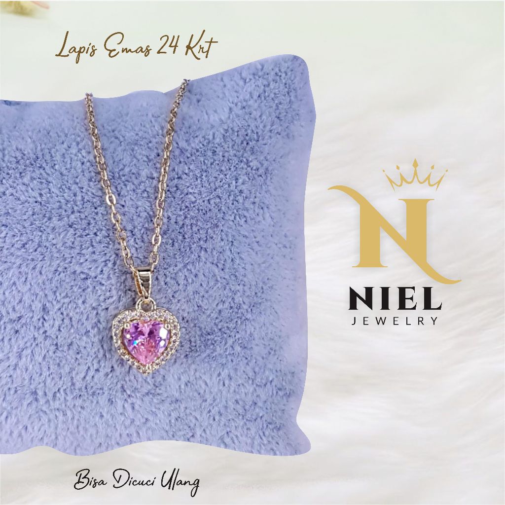 Kalung Emas 24K Wanita Niel Jewelry Liontin Love Pink Zircon Elegan Minimalis Rantai Halus Lapis Ema