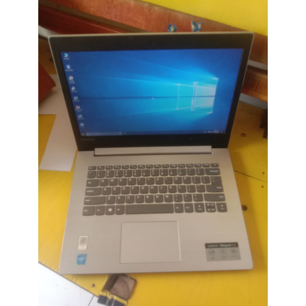 Laptop Lenovo Ideapad 330 normal