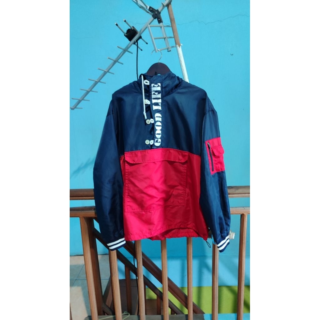 Jaket Romantic Crown