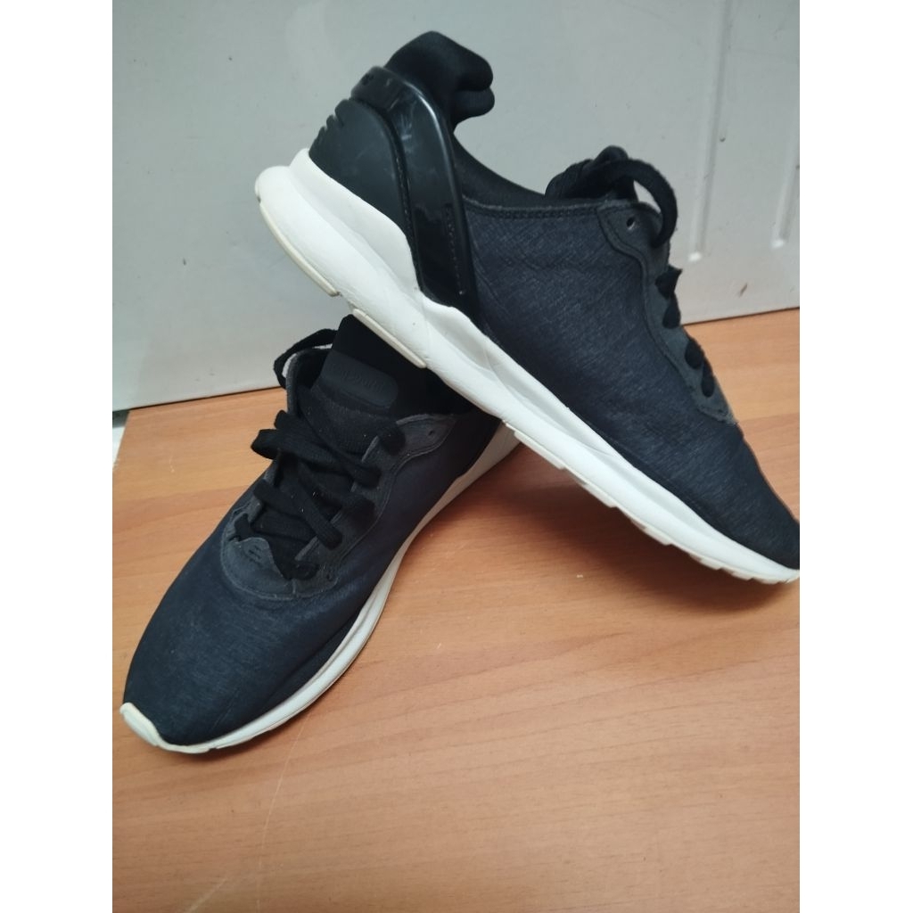 Sepatu Running Sneakers Casual Lecoq Sportif Size 44