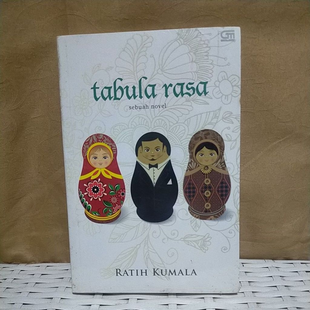 TABULA RASA - RATIH KUMALA