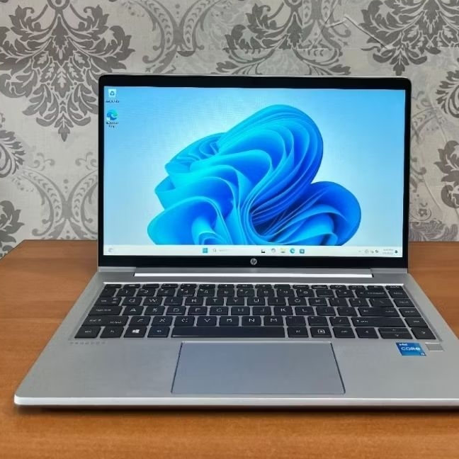 Laptop HP Probook 440 G8 CORE i3 gen 11 ram 4GB ssd 256GB Bergaransi