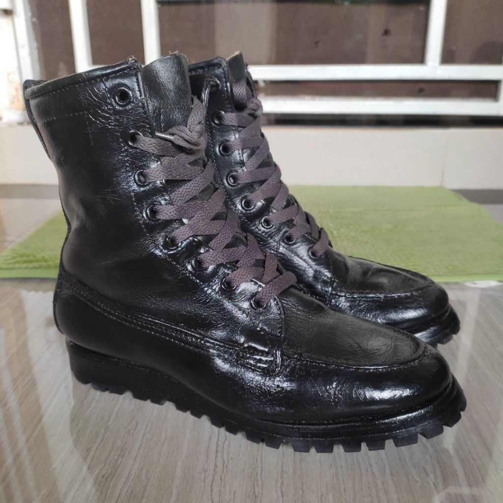 High Boots VIBRAM