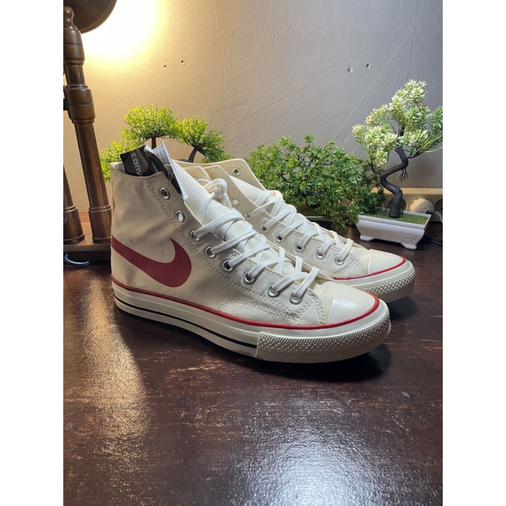 Sepatu Converse Nike X Smile White