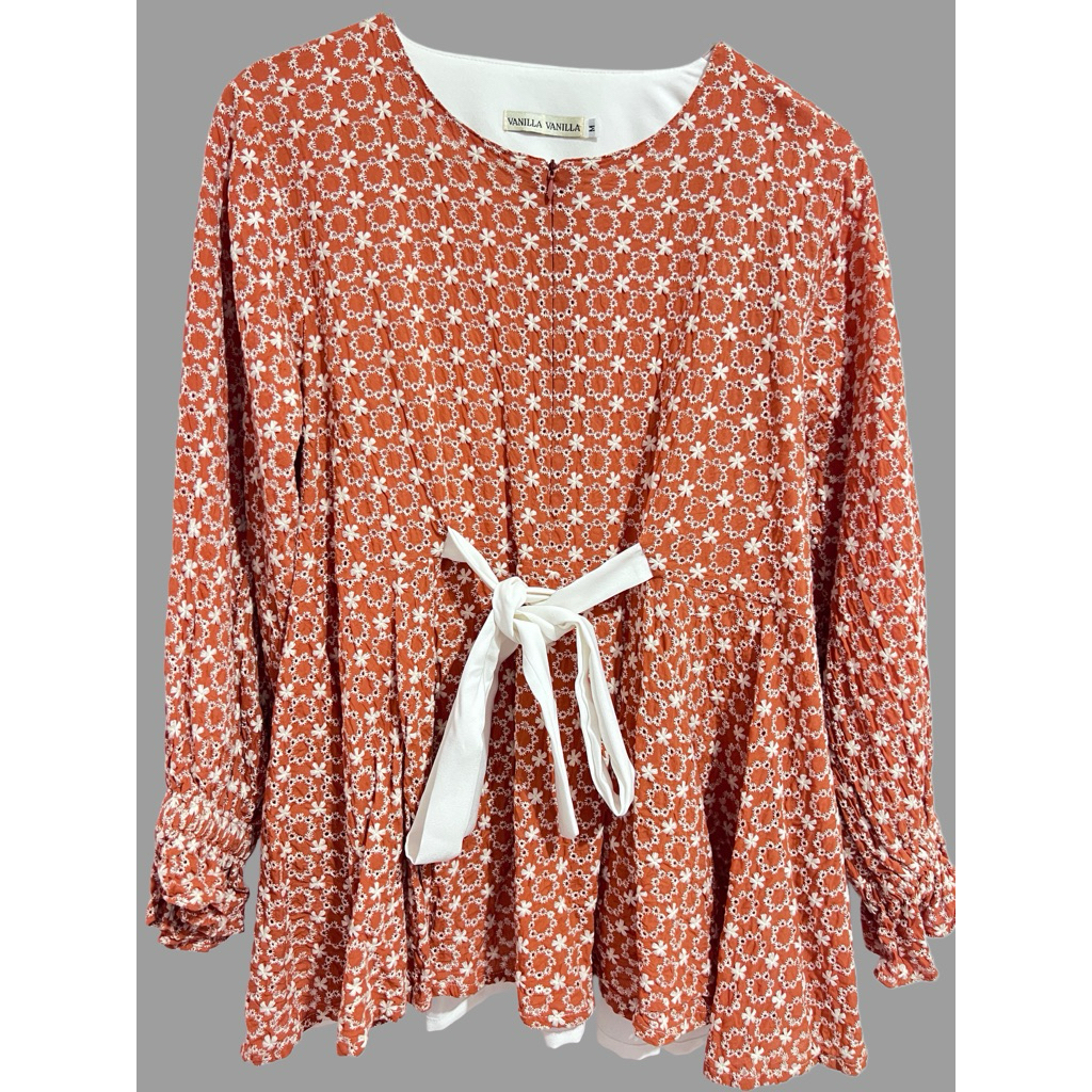 preloved blouse vanilla hijab