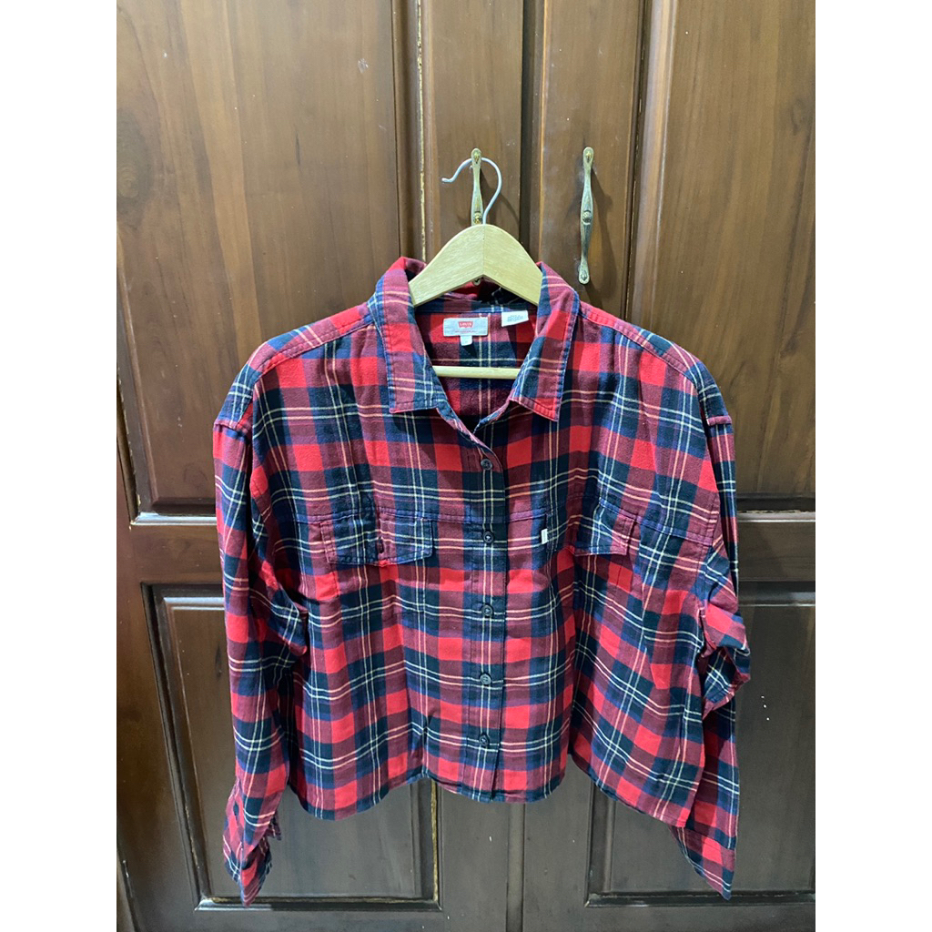 Preloved Levi's Flanel Wanita
