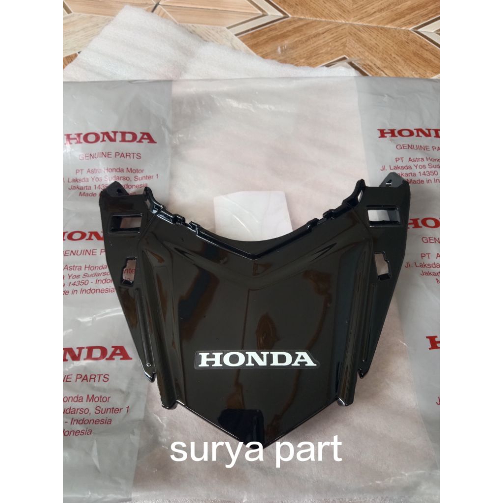 cover sambungan body belakang cover stoplamp CBR150 CBR150R LED K45G K45N original
