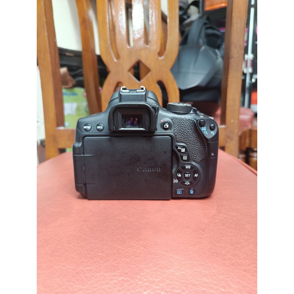 Canon EOS 750D