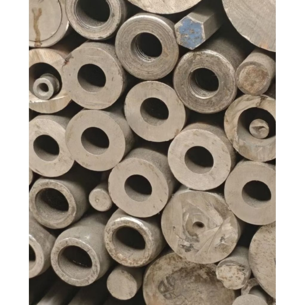 pipa besi seamless  od 50mm id 30mm tebel 10mm