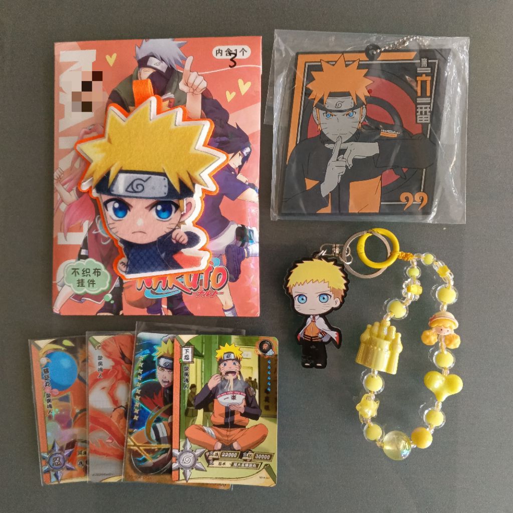 BUNDLE SET original Naruto merchandise Keychain card Uchiha Itachi