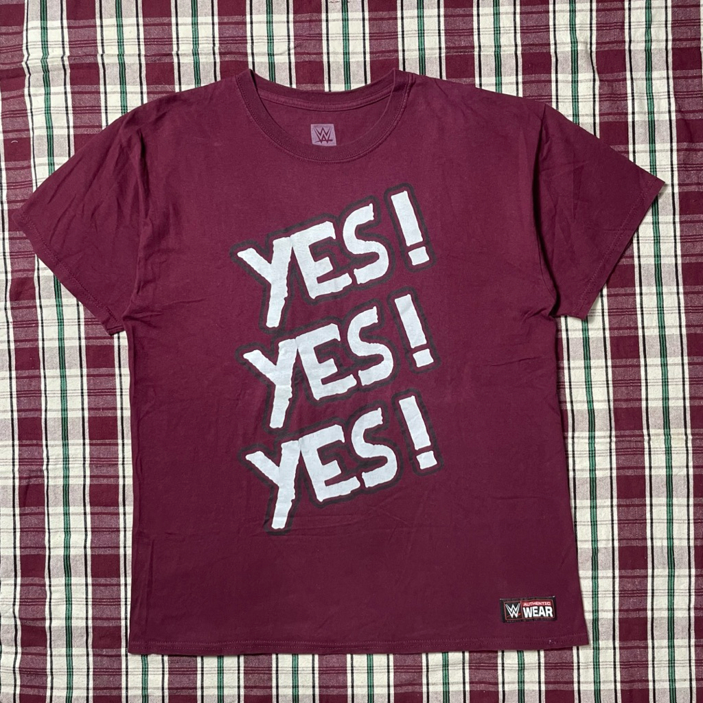 T-Shirt / Baju Kaos WWE DANIEL BRYAN Ⓒ2016 original Made in Mexico size L warna merah maroon