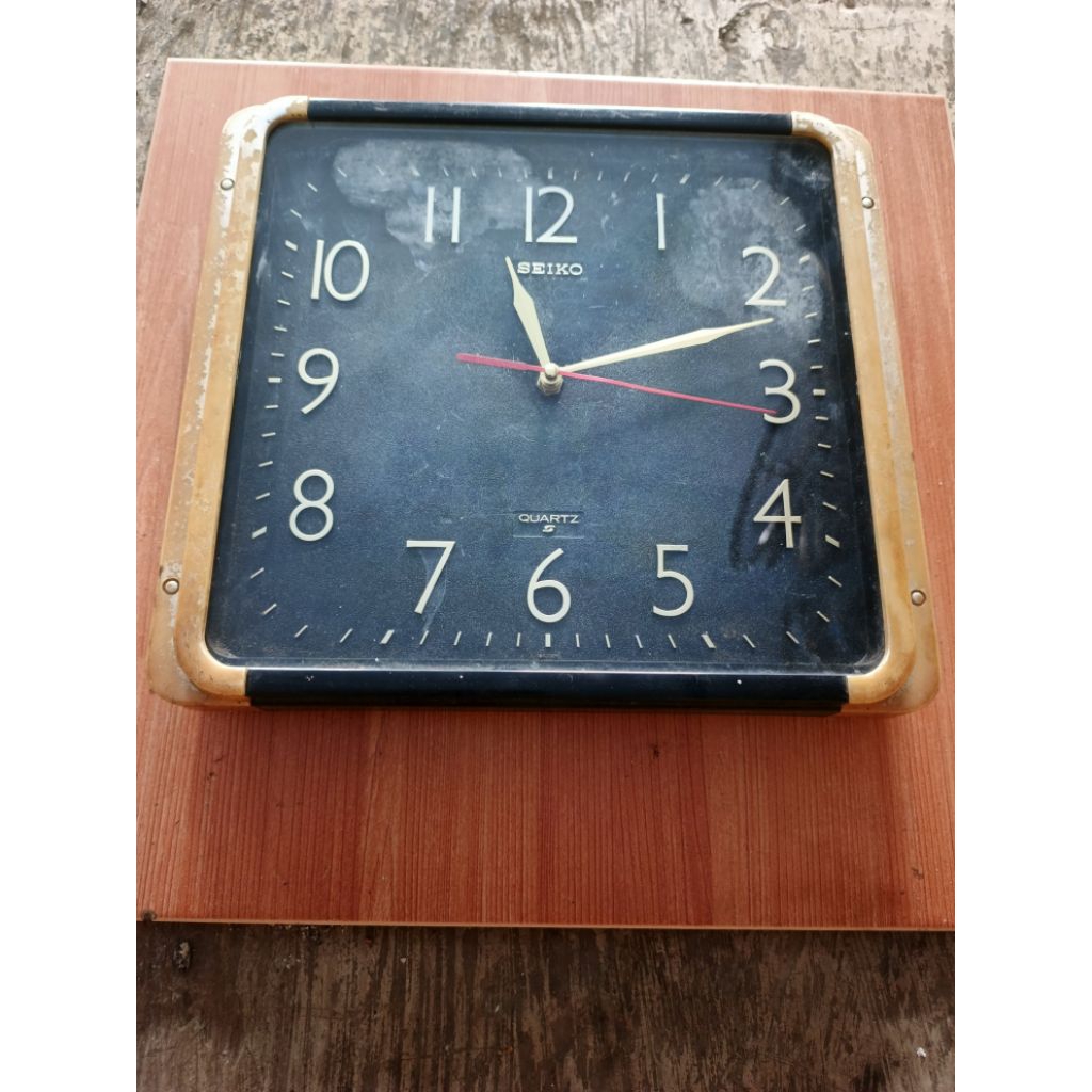 jam dinding jadul merk seiko dim 30 vintage