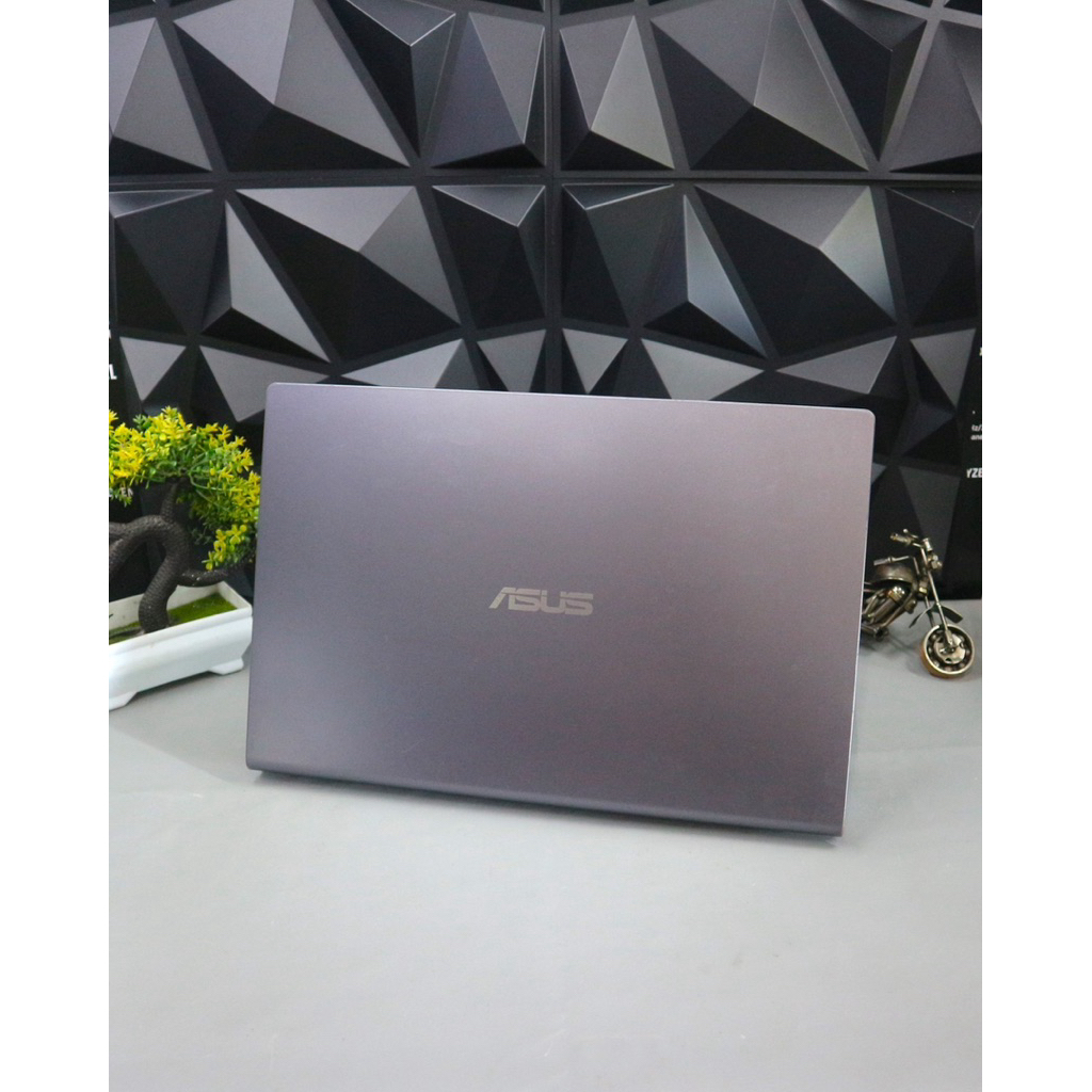 Asus vivobook X415JP Intel Core I3 1005G1, 8GB, SSD 512GB M.2, Nvidia GFC MX330, 14 inchi FHd