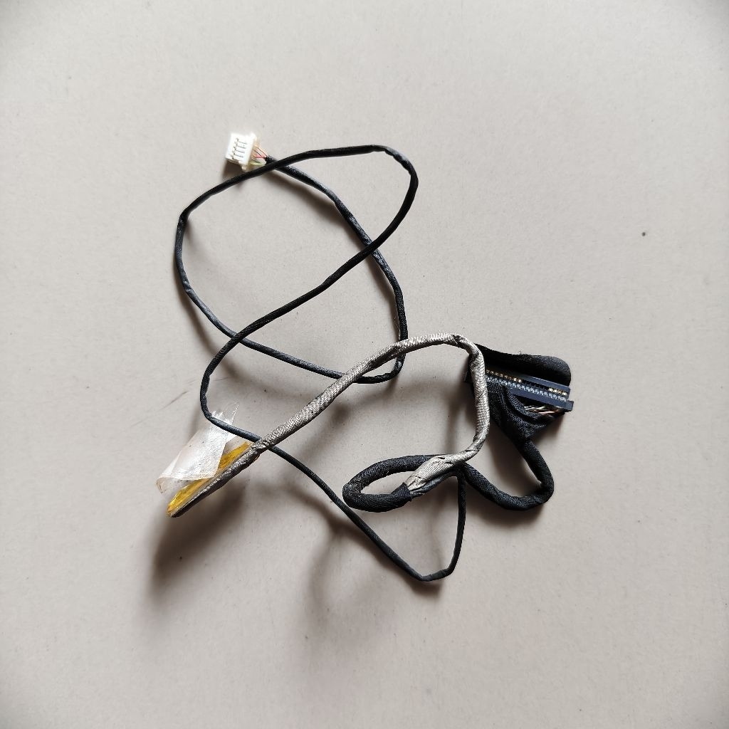 Flexible Pleksible LCD Laptop Notebook Axioo Neon TNH cabutan normal tested mulus no minus siap raki