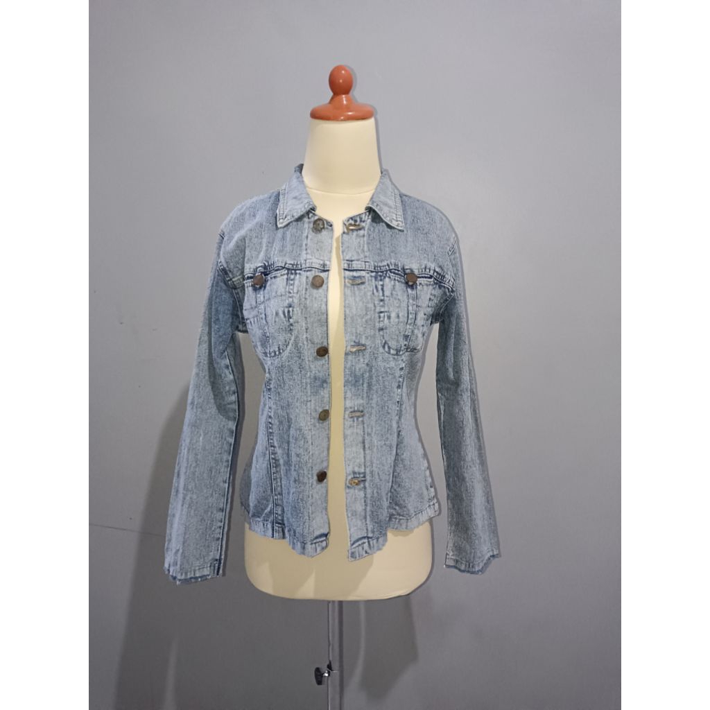 Jacket jeans wanita Preloved