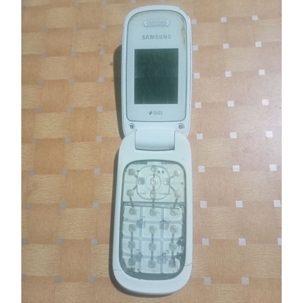 SAMSUNG LIPAT ORIGINAL DUAL SIM (GT-E1272) | TELKOMSEL ONLY | BATANGAN | MINUS RINGAN