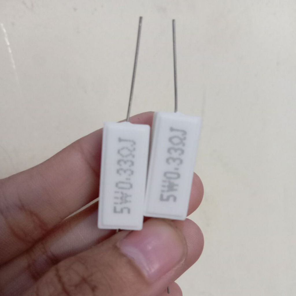 Resistor kapur 0,33 ohm 5 watt per biji