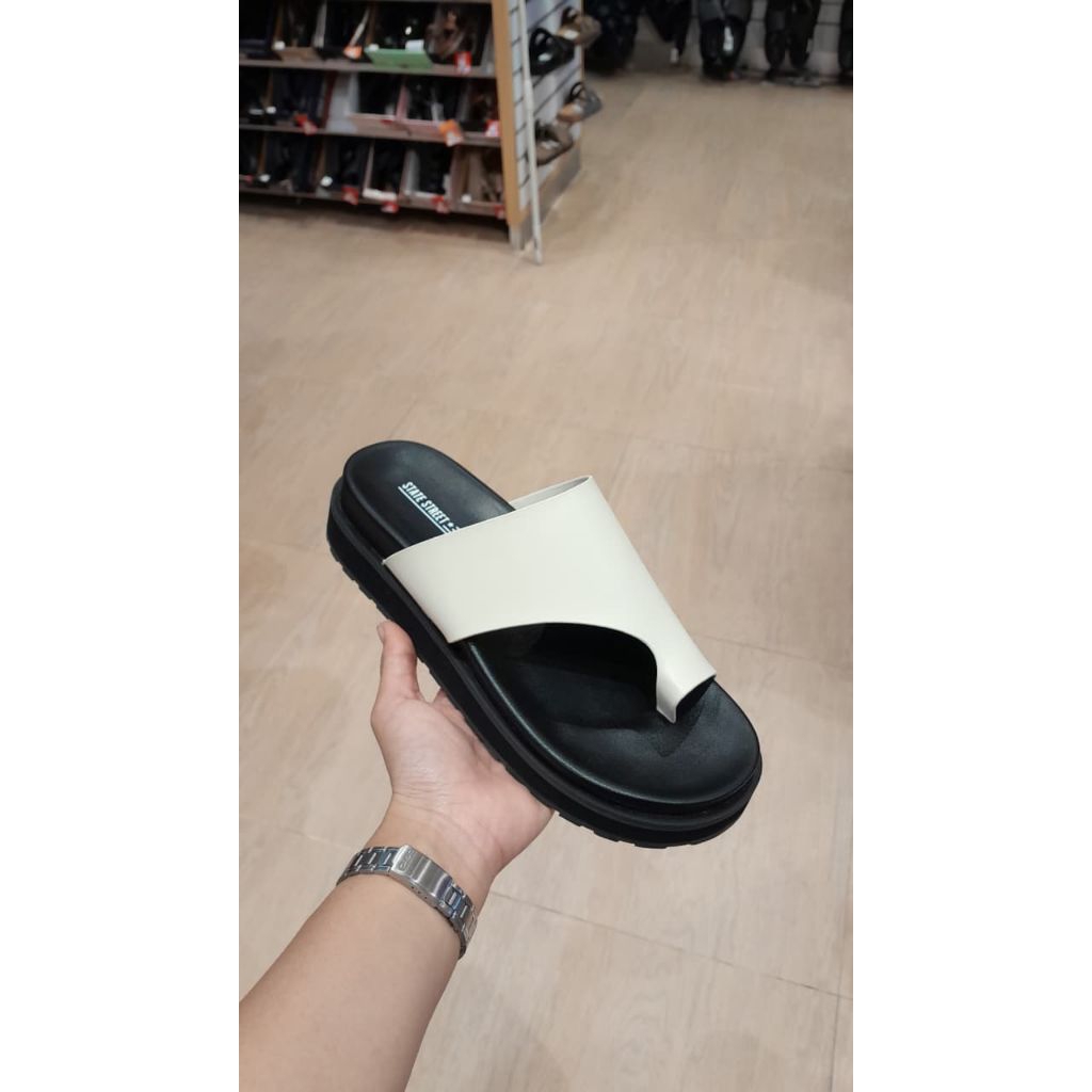 Payless By State Street Womens harga normal 499.000