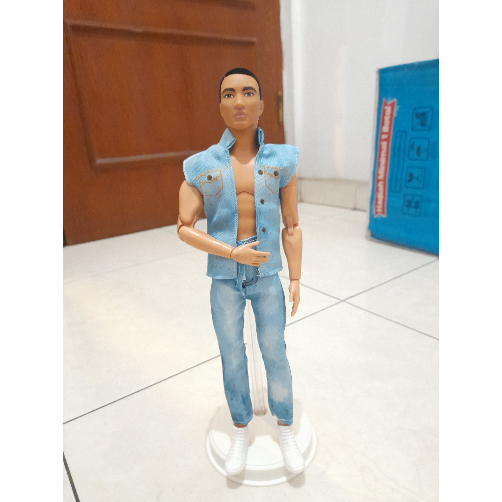 KEN LOOKS #17 [BACA DESKRIPSI]
