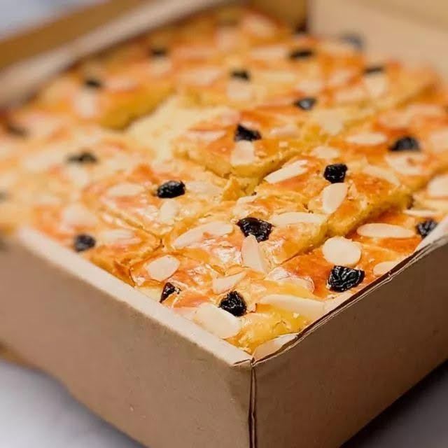 Hellobrown Lekker Holland Sekat (R) | Kue
