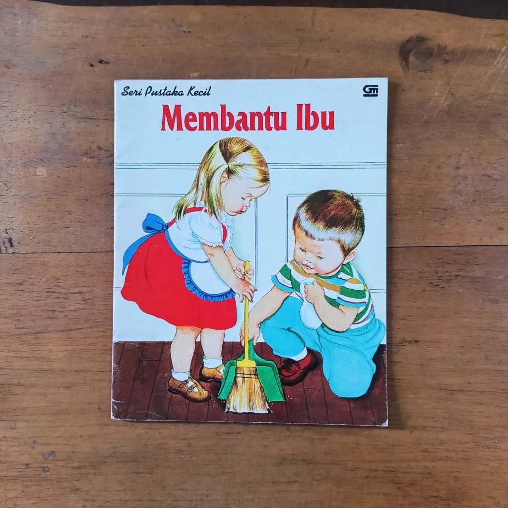 Buku Cerita Anak Seri Pustaka Kecil Membantu Ibu Ilustrator Eloise Wilkin Penerbit Gramedia Kondisi 