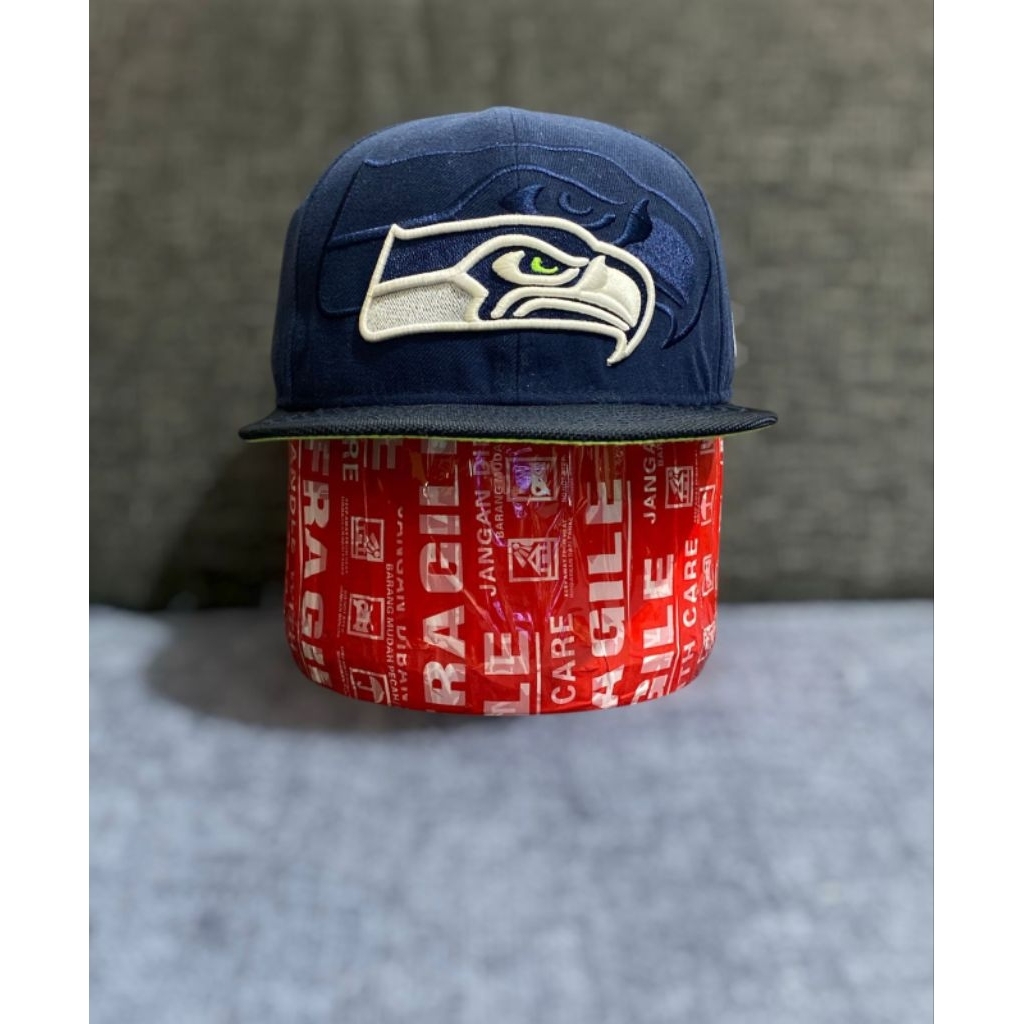 Topi New Era 59FIFTY Seattle Seahawks NFL Official On-Field Cap BIG LOGO - Original Second Ukuran Be