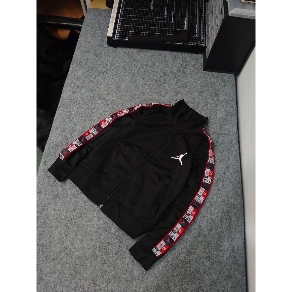 Tracktop Anak Air Jordan