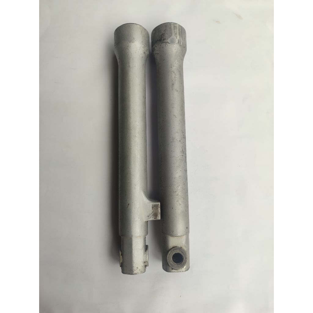 Shock sok tabung depan SUZUKI TORNADO GX (TROMOL) copotan