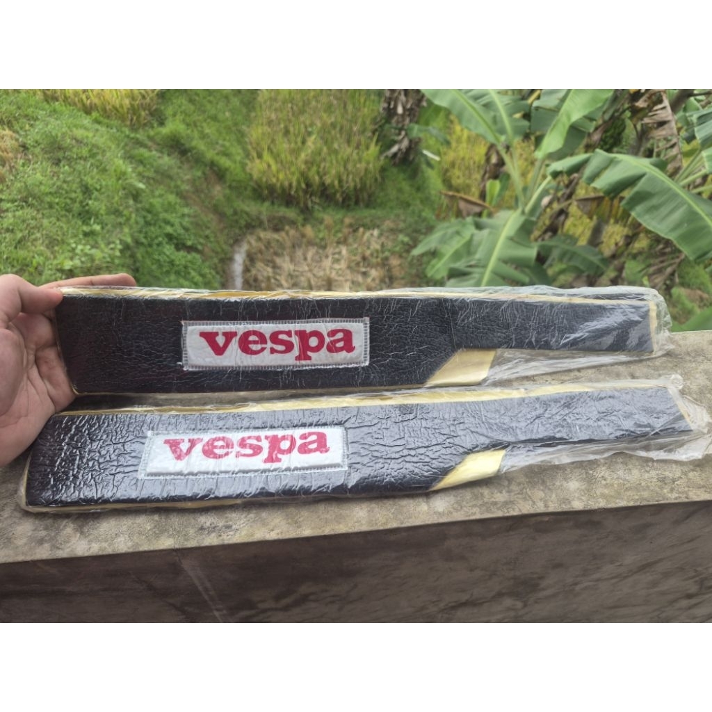 Body Trim Tepong Set Kiri Kanan Bahan Oscar Untuk Vespa Ps Px Pxe Excel Exclusive Strada Spartan
