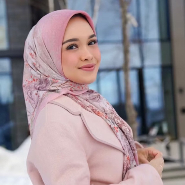 Buttonscarves holiday series 2 rose