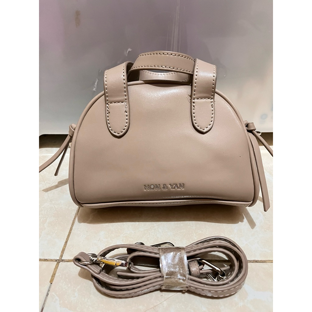 TAS salempang kulit Hon & yan tas wanita