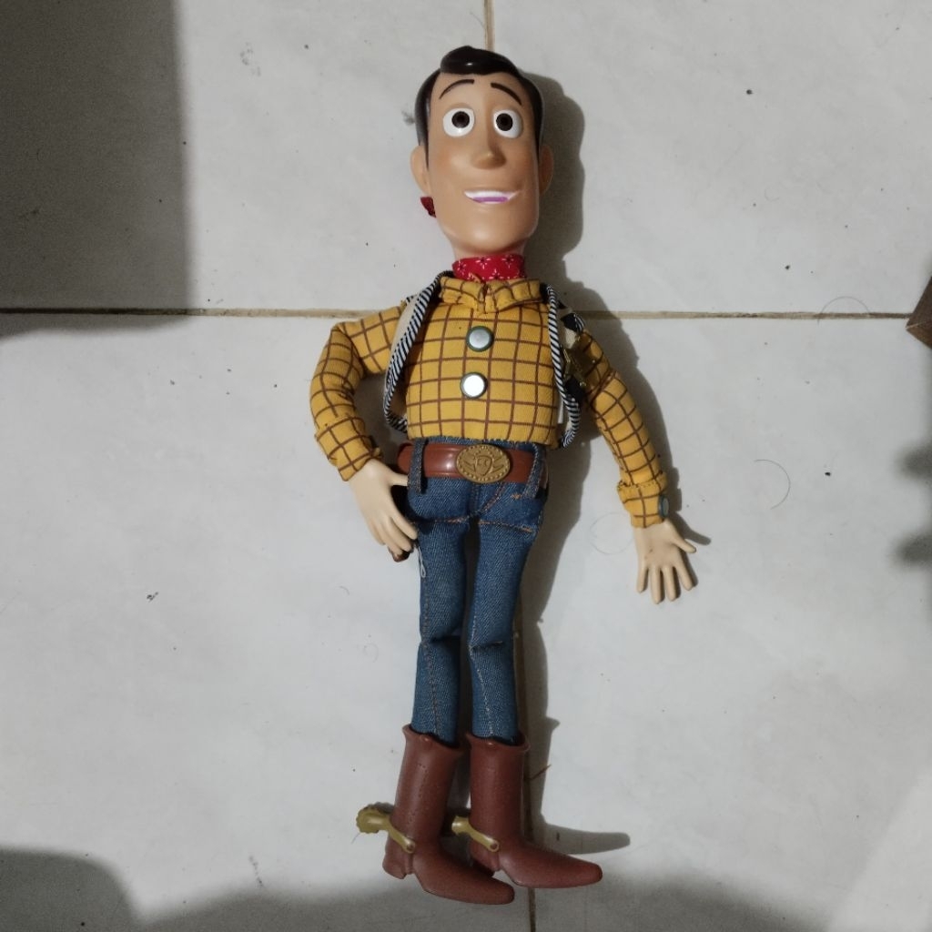 Figure woody toy story disney pixar