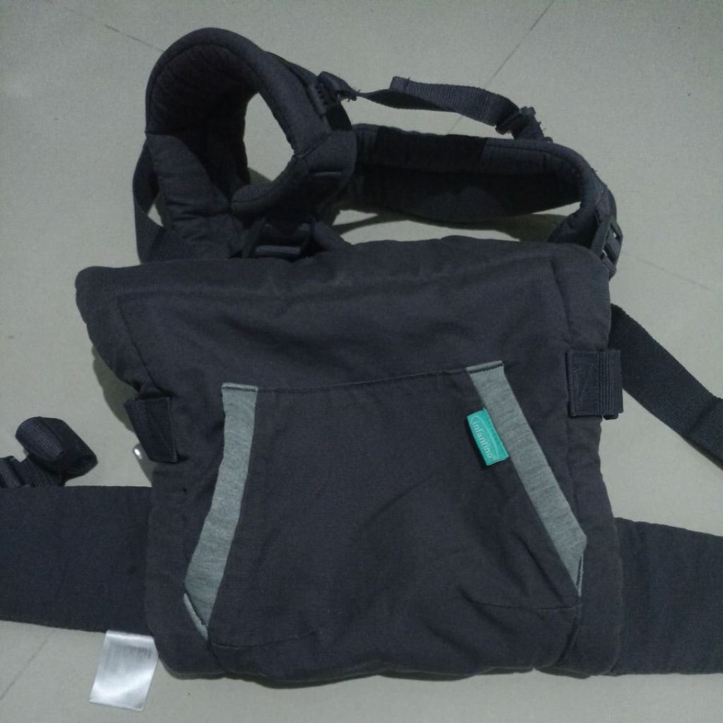 SSC gendongan infantino PL 150k+ admin like new
