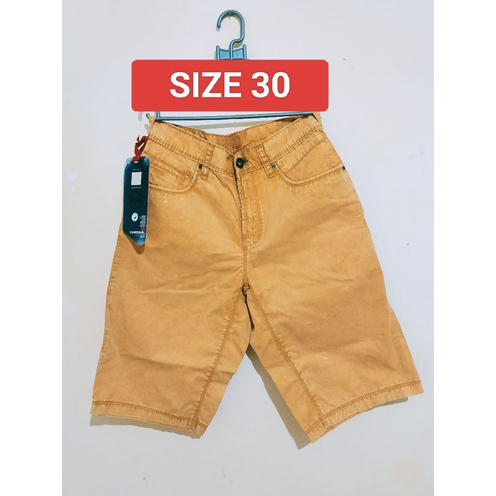 Celana Pendek Cardinal Original Size 30-33 Kain Kanvas