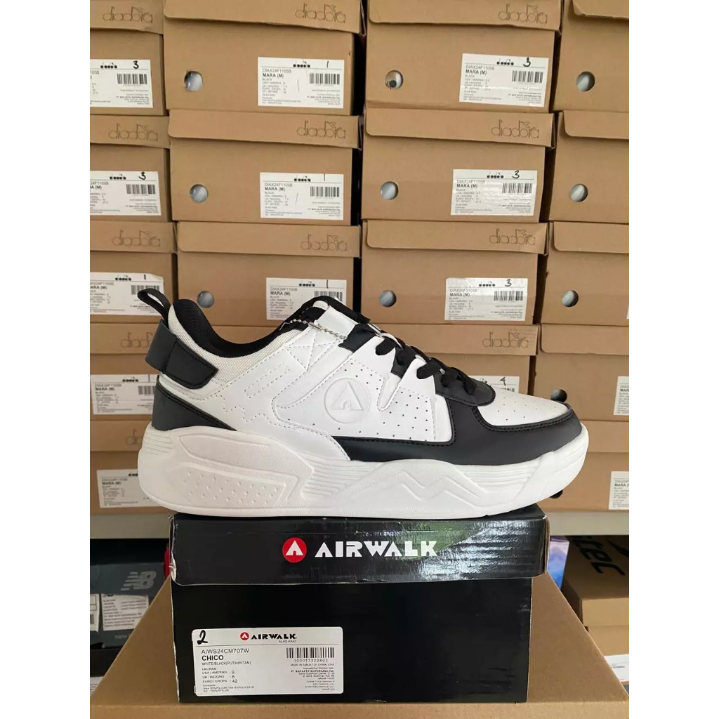 Airwalk Chico White/Black Men Shoes Airwalk Original