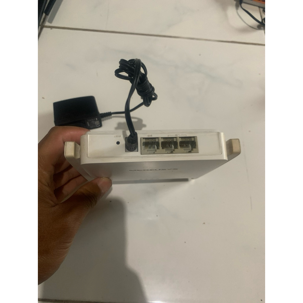 router MERCUSYS bekas