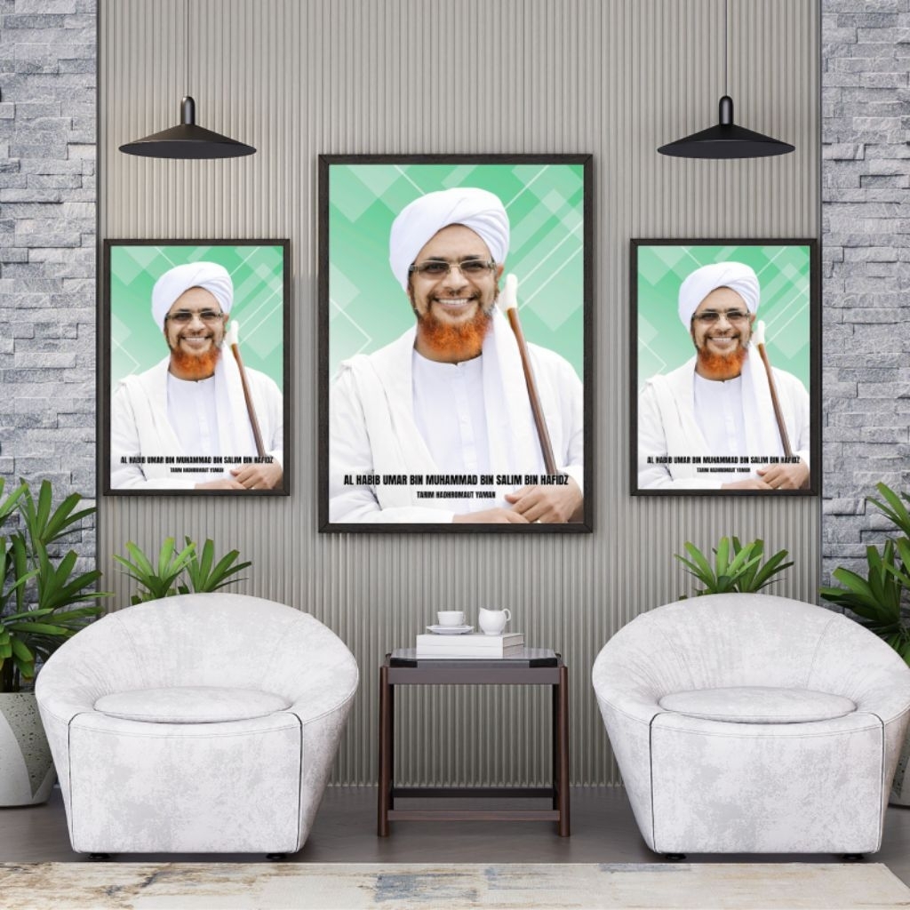 Foto Habib Umar bin Hafidz (Ukuran Besar A3 / 42×29,7 cm & kecil A4 (21×30cm))