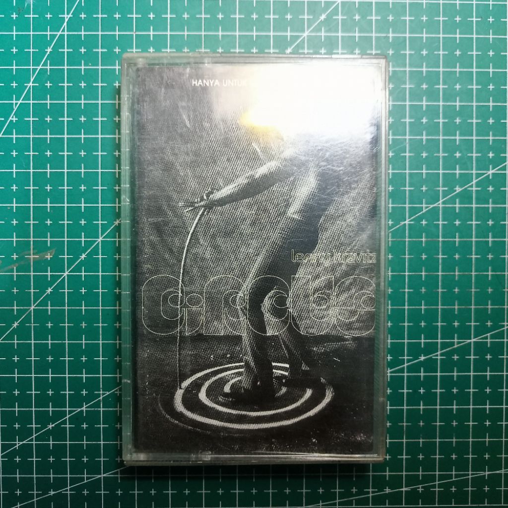 Kaset Lenny Kravitz - Circus