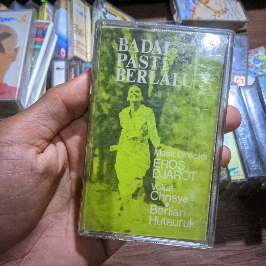 Kaset Pita Badai Pasti Berlalu