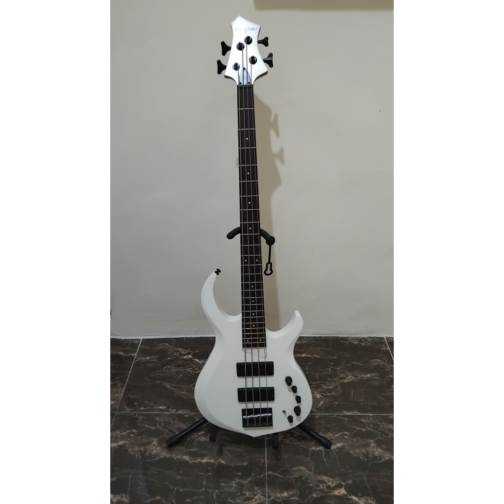 Bass Marcus Miller M2