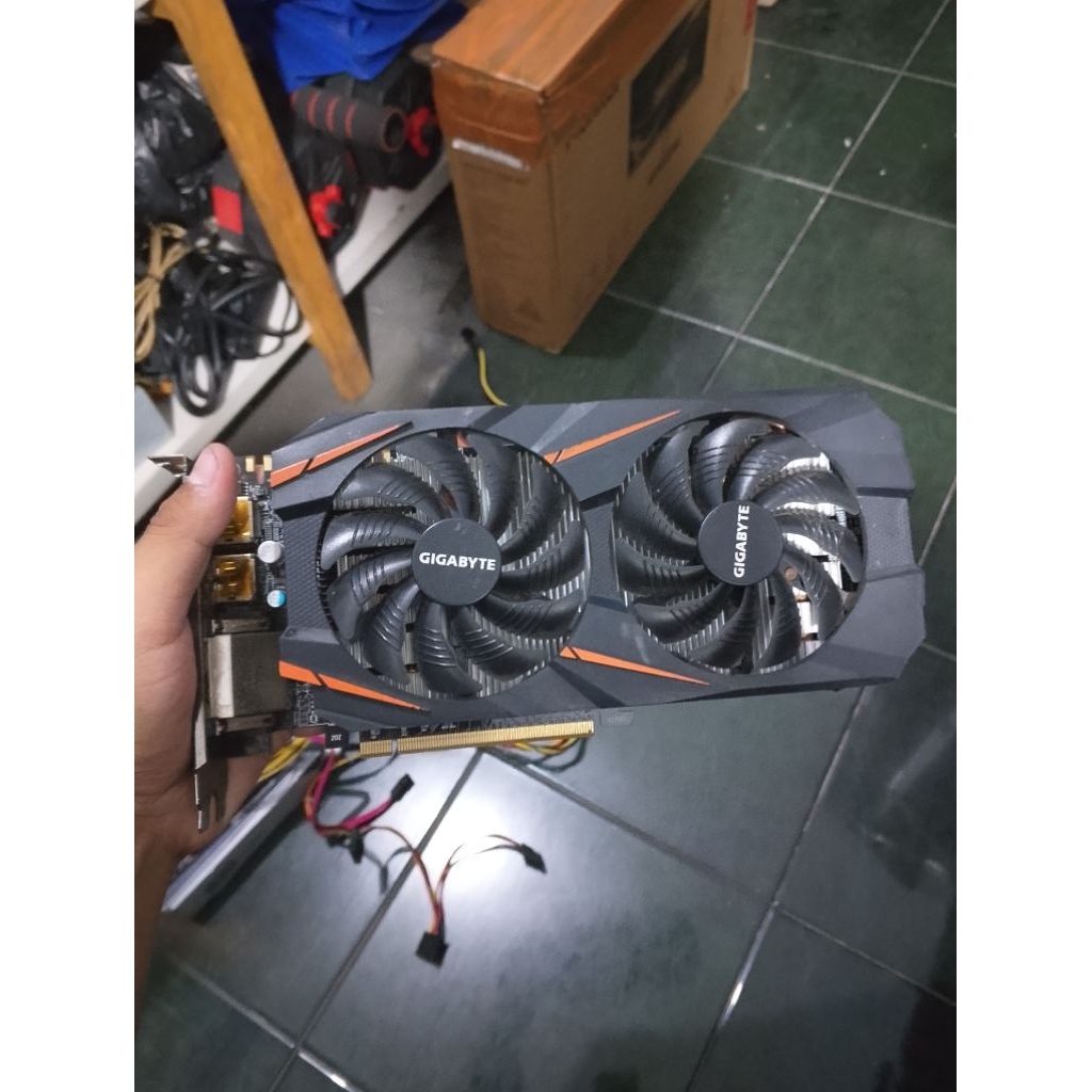 GTX 1070TI 8GB  GiGABYTE