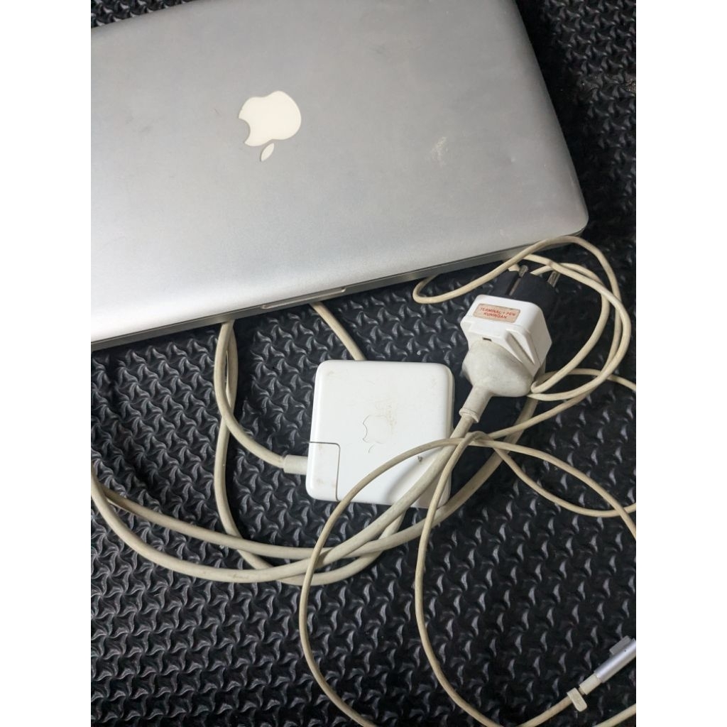 Charger Magsafe 60 watt Macbook Pro 2012