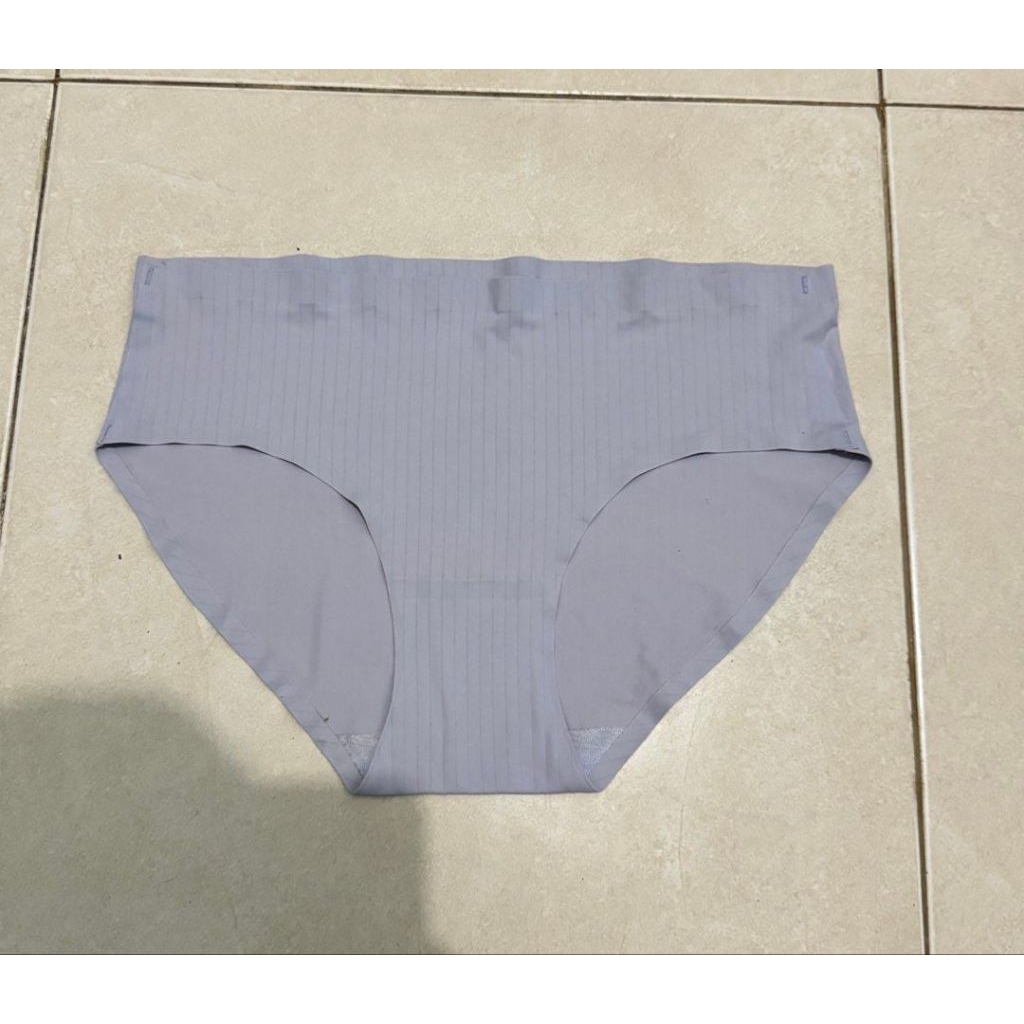 Celana Dalam Wanita Seamless Light Blue Panty Sport Cewek CD Olahraga Dalaman Sport Wanita